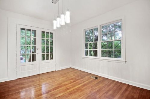 1678 Bridgeport Dr, Atlanta GA  30318-3332 exterior