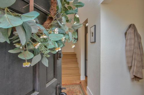 370 Sinex Ave, Del Monte Park, CA 93950-4533