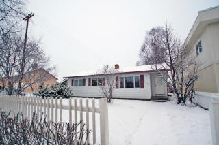 1305 Ingra St, Anchorage, AK 99501-4641