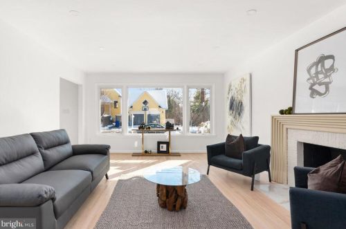 1603 Ballard St, Silver Spring MD 20910-2732 exterior