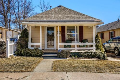 2470 Chase St, Denver CO  80232-7220 exterior