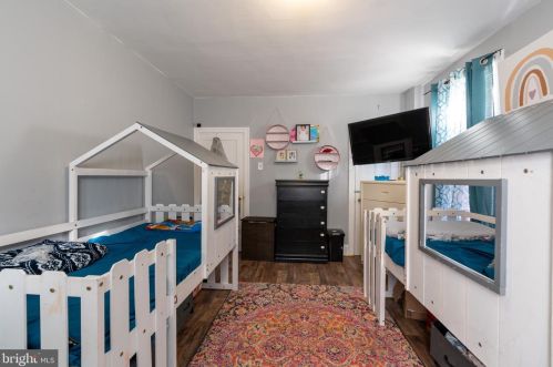 5744 12 St, Philadelphia PA 19122-4003 exterior