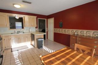 6845 Iola Ave, Lubbock TX  79424-2904 exterior