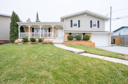 6055 Forestview Dr, Oak Forest, IL 60452-1858