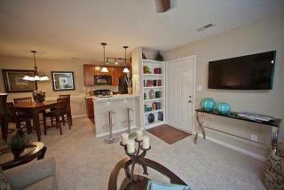 7285 Gumwood Ln, Raleigh, NC 27615-5644