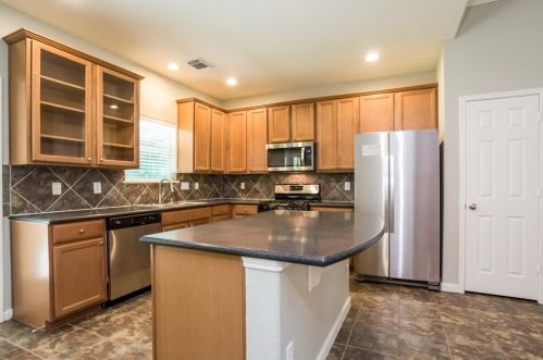 10719 Long Leaf Dr, Conroe TX  77385 exterior