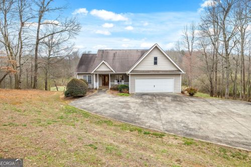 711 Cody Rd, Mount Airy, GA 30563-2527