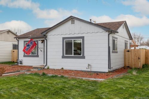 1733 Oakland St, Denver CO  80010-2823 exterior