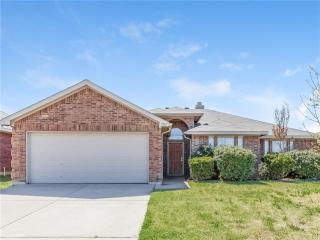 1711 Martinique Dr, Midlothian TX  76063-8547 exterior