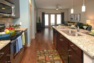 7600 Highmeadow Dr, Houston TX  77063-4800 exterior