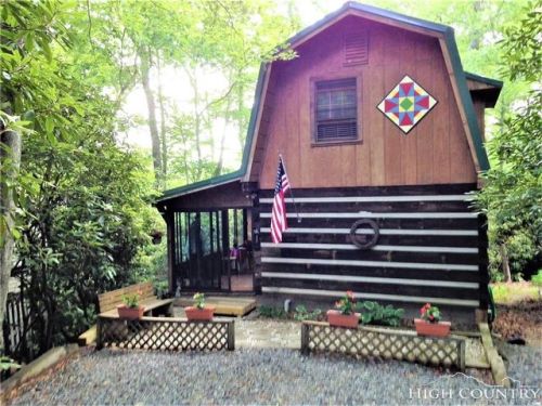 87 Delphinium Ln, Beech Bottom, NC 28657-8217
