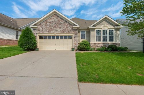 6054 Gallant Fox Ct, Gainesville, VA 20155-6676