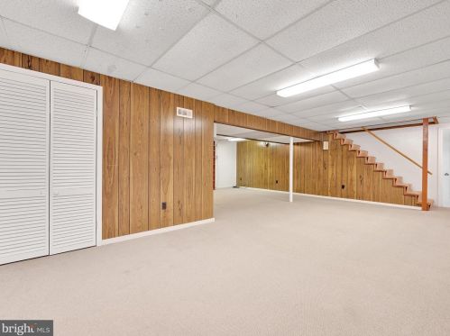 355 Richland Dr, Lancaster PA  17601-3631 exterior