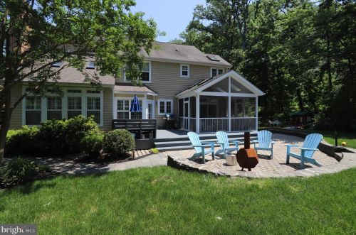 410 Old County Rd, Severna Park MD 21146-4655 exterior