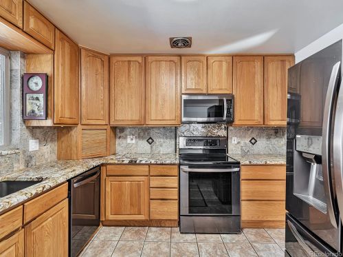 3183 Bellwood Dr, Englewood, CO 80110-6304