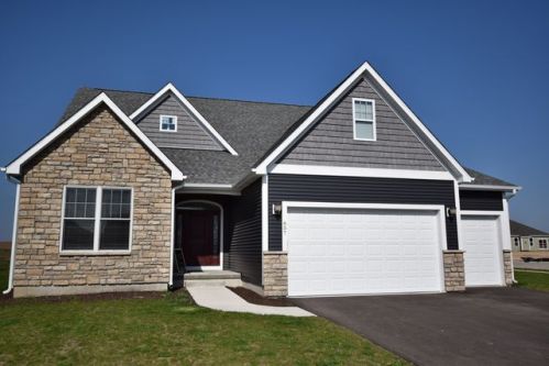 657 Brighton Way, Sycamore IL  60178-8934 exterior