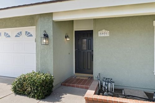 5921 Avenida Arbol, Anaheim CA  92807-3220 exterior