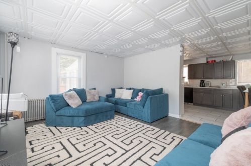 495 Boyden Ave, Maplewood NJ  07040-3030 exterior