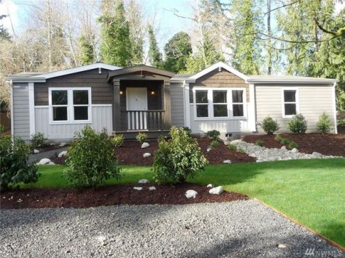 19829 Irwin Ave, Suquamish, WA 98392-9624