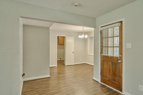 724 Vicksburg Ct, Conroe TX  77302-3836 exterior