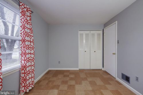 6401 Whippany Way, Springfield VA  22015-3428 exterior