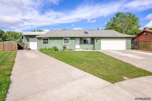 4288 Clay Pl, Albany, OR 97322-6353