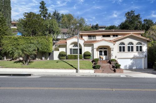 1360 Greenbriar Rd, Glendale CA  91207-1254 exterior