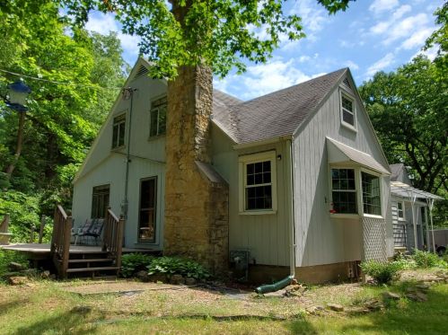 1586 Il Route 64, Oregon, IL 61061-9642