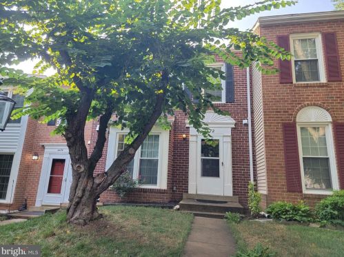 4472 Starling Ct, Woodbridge, VA 22193-1875