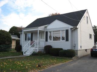 551 Milford Point Rd, Milford, CT 06460-5427