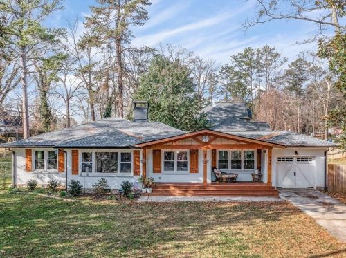 615 Kennolia Dr, Atlanta, GA 30310-2327