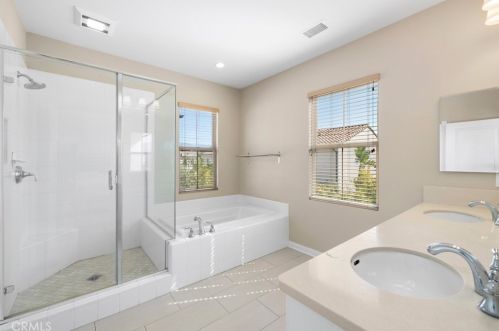 66 Rembrandt, Irvine CA  92620-7314 exterior