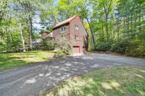 22 Windsor Blvd, Londonderry, NH 03053-3609