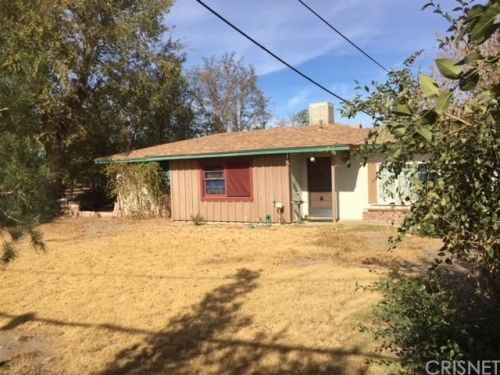 43907 90th St, Lancaster, CA 93535-8406