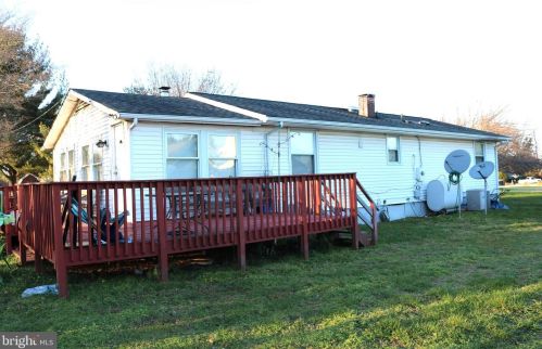 2466 24th St, Fredericksburg, VA 22408-2077