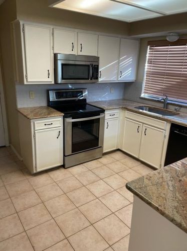 629 Prairie Dell St, Lewisville, TX 75067-3546