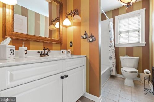 13 Colts Run Rd, Princeton NJ  08540-8593 exterior