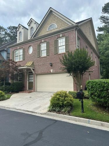 2623 Brookline Cir, Atlanta GA  30319-3686 exterior