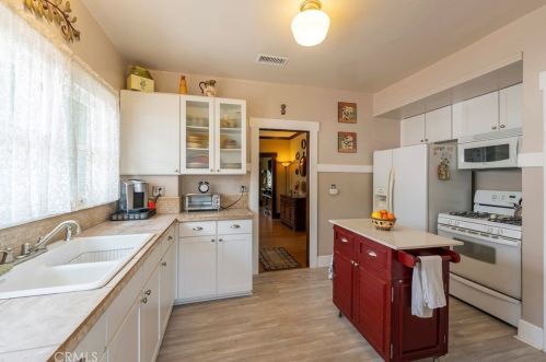 227 Helena St, Anaheim CA  92805-2939 exterior