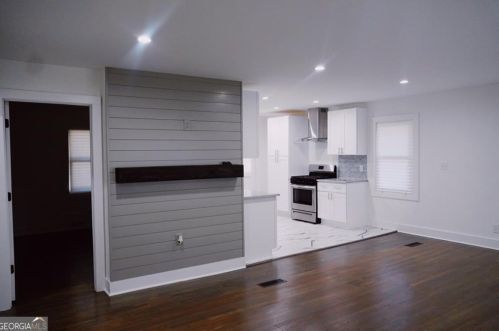 2597 Connally Dr, Atlanta GA  30344-1021 exterior