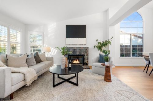 244 Buena Tierra Way, Windsor, CA 95492-8313
