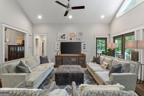 2908 Mabry Rd, Atlanta GA  30319-2683 exterior