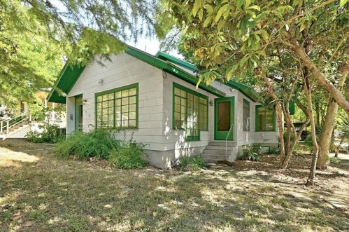 610 Bellevue Pl, Austin TX  78705-3112 exterior