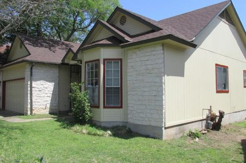 9505 Doliver Dr, Austin TX  78748-6101 exterior