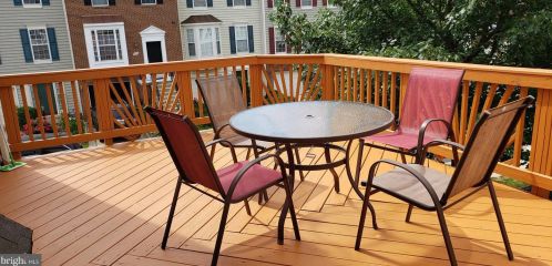 2528 James Maury Dr, Herndon VA  20171-4351 exterior