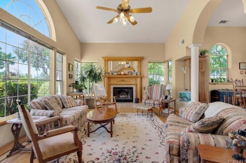 707 Pino Way, Lake Nacimiento, CA 93446-1817