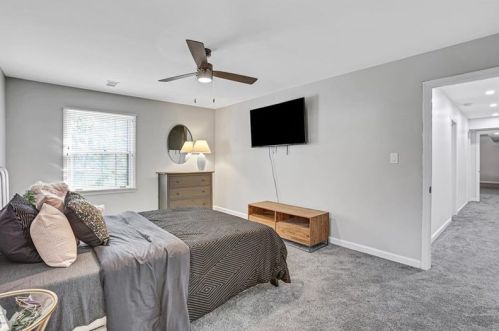 4175 Harrogate Dr, Atlanta GA  30327-3624 exterior