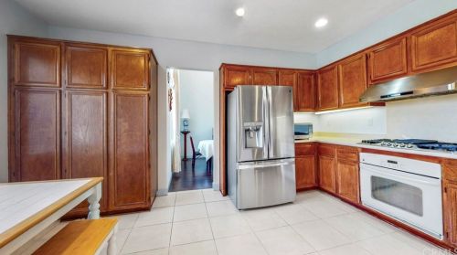 8775 Cloudview Way, Anaheim CA  exterior