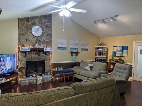 1357 Fairridge Cir, Marietta, GA 30008-6840