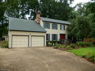 107 Carlton Dr, Yorktown, VA 23692-3352